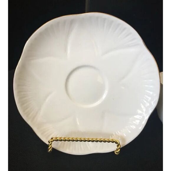 Vintage White Regency Shelley Teacup & Saucer With Gold Trim Dainty - Picture 4 of 6